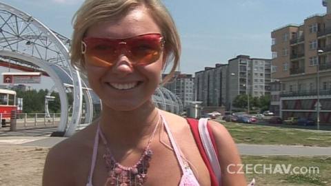 Минет и анальный трах для молодой девушки