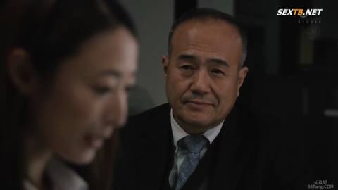 Married Secretary, Sweaty And Kissed, Intercourse In The President's Office - Suzu Matsuoka